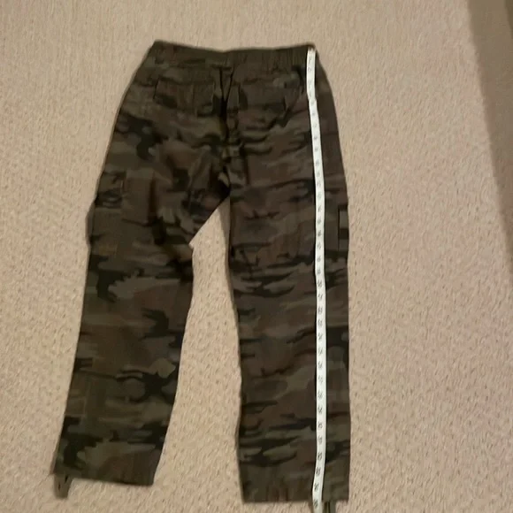 Sanctuary Anthropologie camo joggers XS - Picture 2 of 4